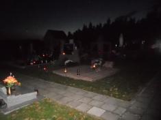 Noční hřbitov