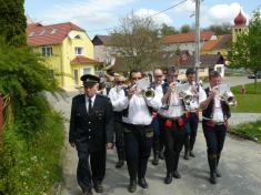 Vystoupení dechové hudby Podboranka v&nbsp;obci